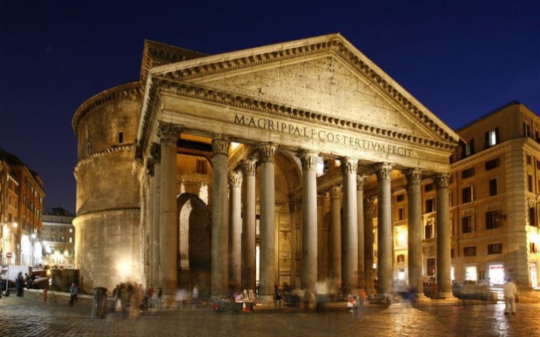 pantheon-rome-by-night