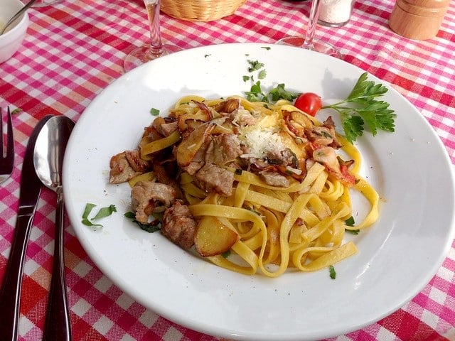 Pasta mit Fleisch