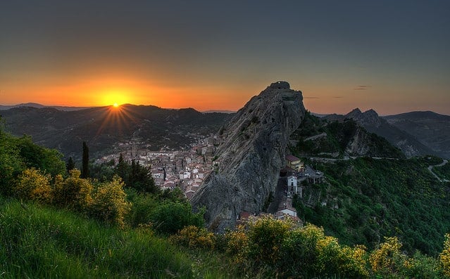 5 Nativity Scene-like villages in Italy ideal for Christmas Holidays - Pietrapertosa