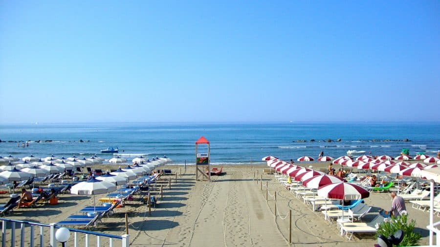 castiglione beach