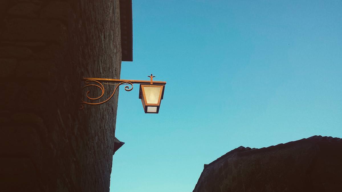 5 Most fascinating abandoned villages in Italy: Civita di Bagnoregio - photo  by Enzo Lofrano
